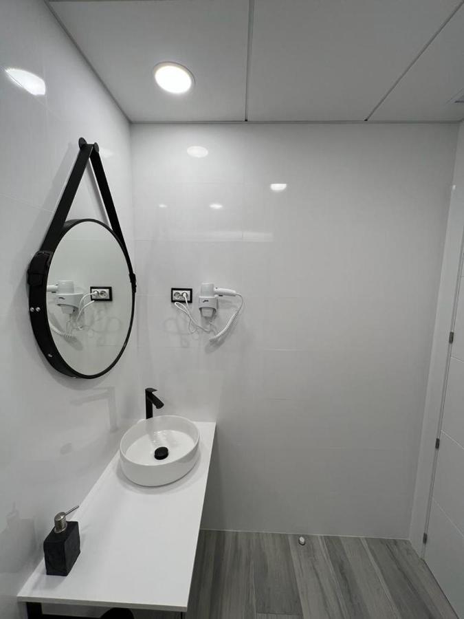 Habitacion Amsterdam Style Madrid Bagian luar foto